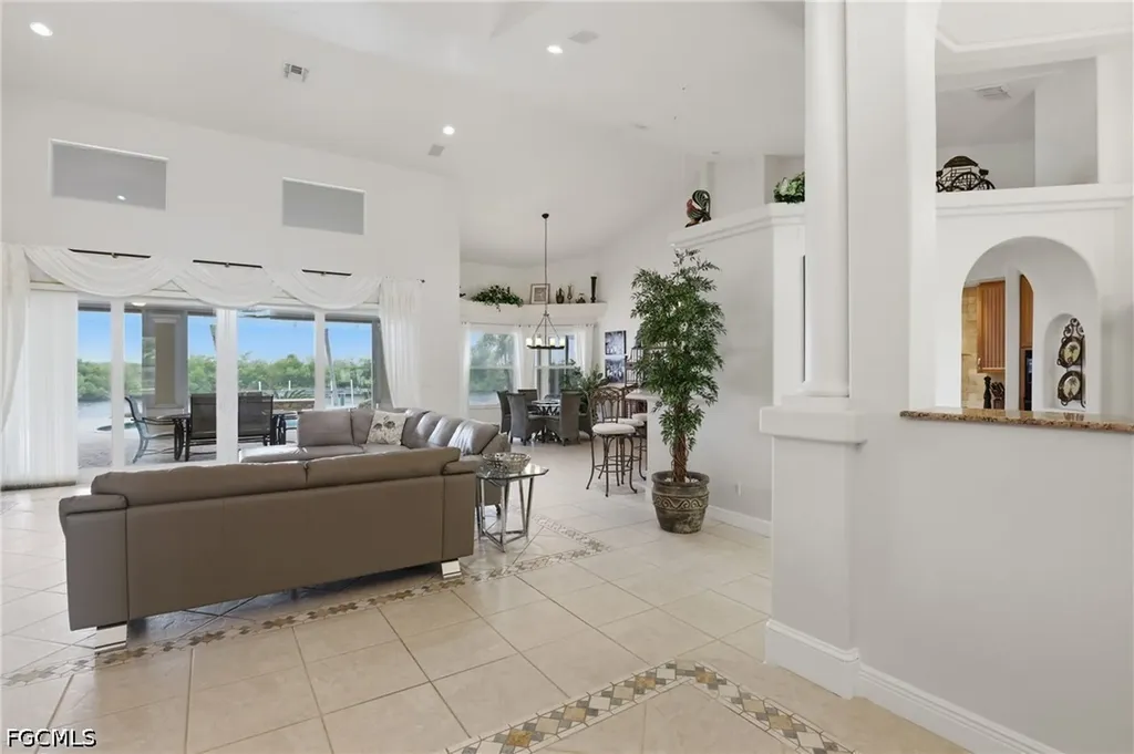 4814 SW 29th Avenue Cape Coral FL 33914