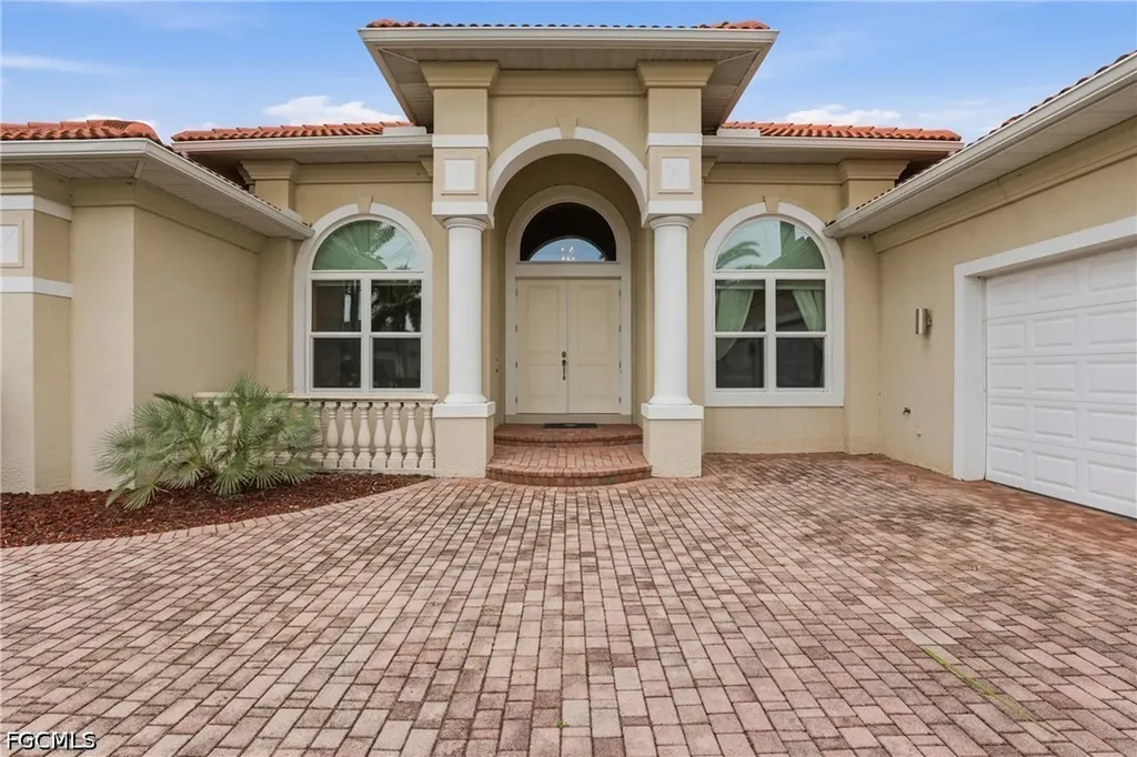 4814 SW 29th Avenue Cape Coral FL 33914