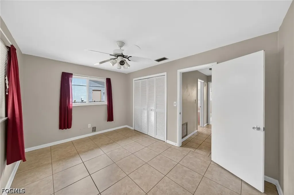 1129 SE 18th Terrace Cape Coral FL 33990
