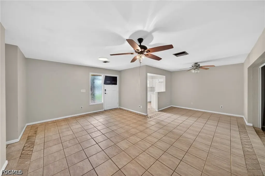 1129 SE 18th Terrace Cape Coral FL 33990