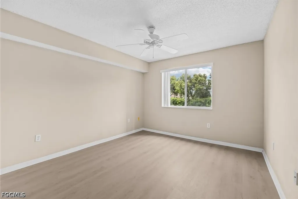 1590 S 42nd Circle Vero Beach FL 32967