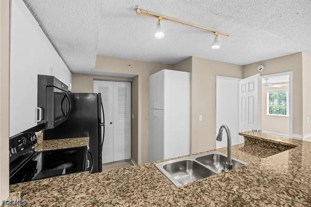 1590 S 42nd Circle Vero Beach FL 32967