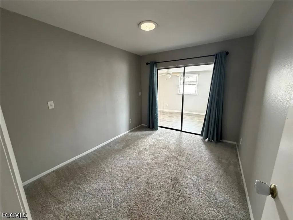 2121 SE 1st Terrace Cape Coral FL 33990