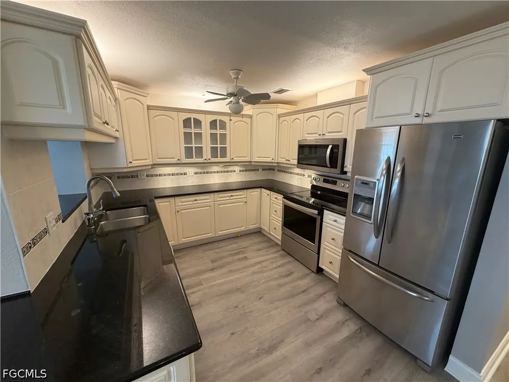 2121 SE 1st Terrace Cape Coral FL 33990
