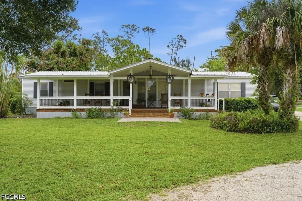 3700 Fort Adams Avenue Labelle FL 33935