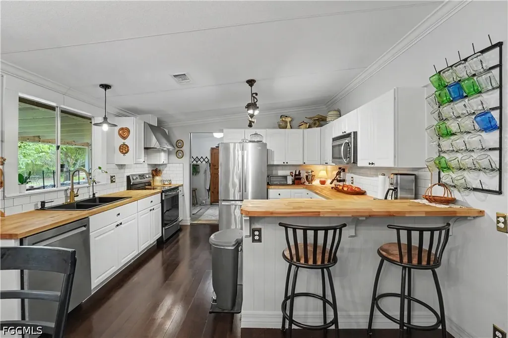 3700 Fort Adams Avenue Labelle FL 33935