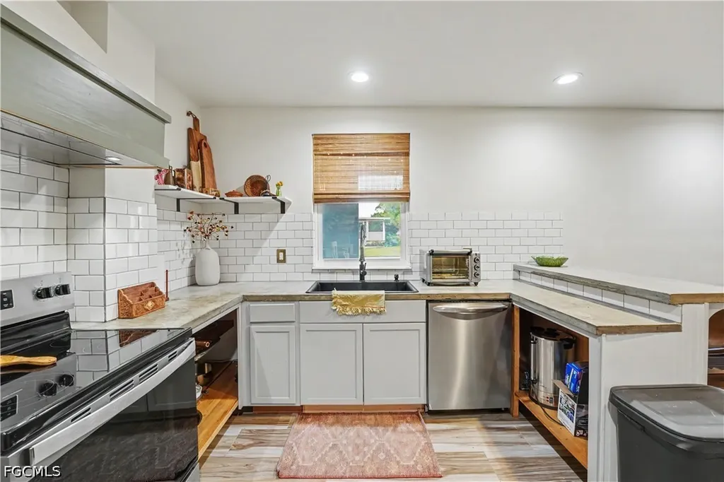 3700 Fort Adams Avenue Labelle FL 33935