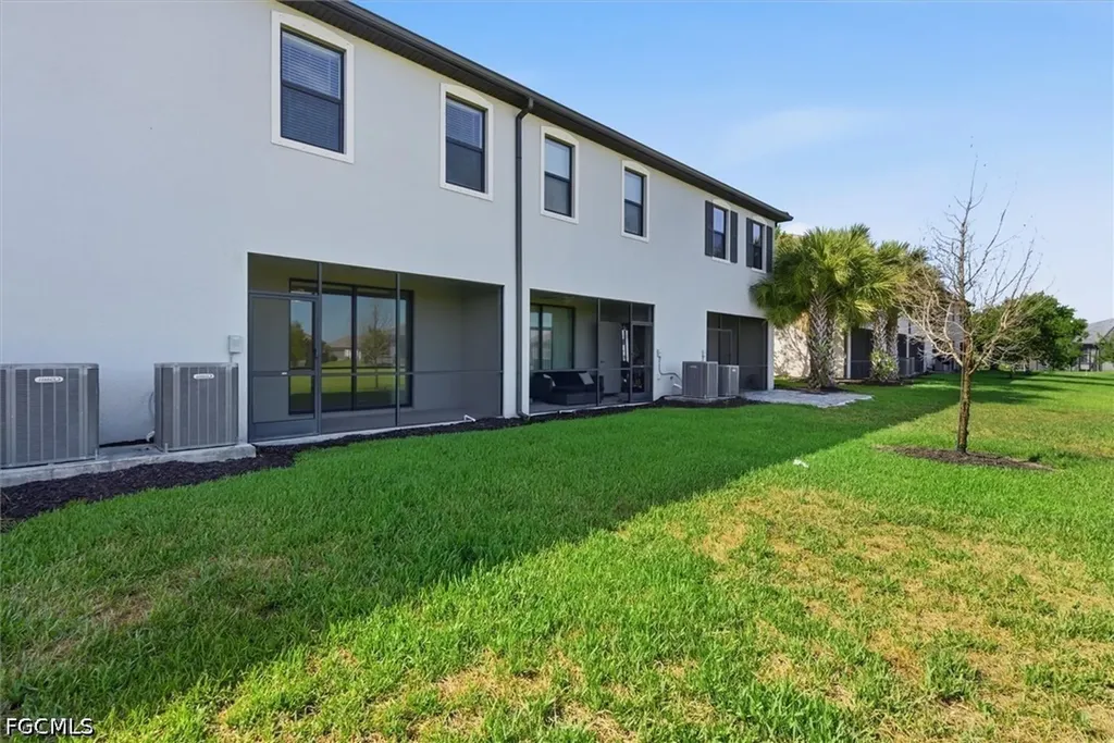 14128 Pine Lodge Lane Fort Myers FL 33913