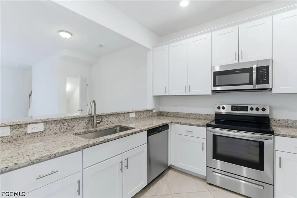 14128 Pine Lodge Lane Fort Myers FL 33913