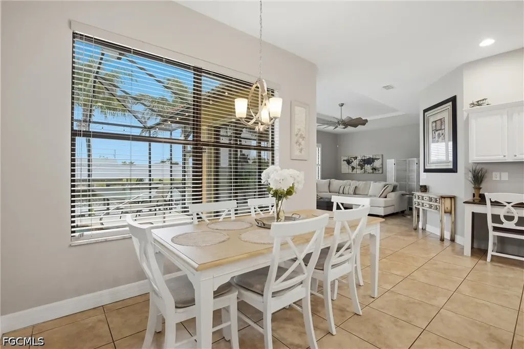 2400 SW 39th Terrace Cape Coral FL 33914
