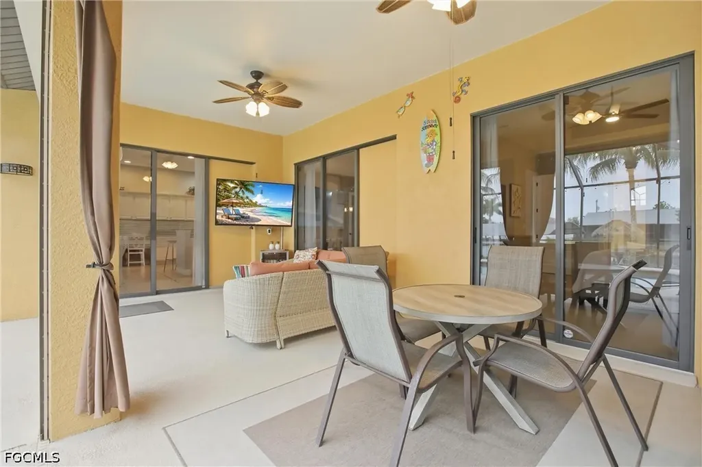 2400 SW 39th Terrace Cape Coral FL 33914