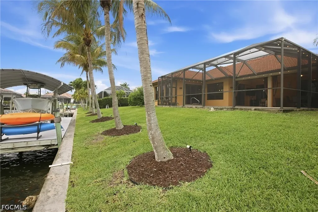 2400 SW 39th Terrace Cape Coral FL 33914