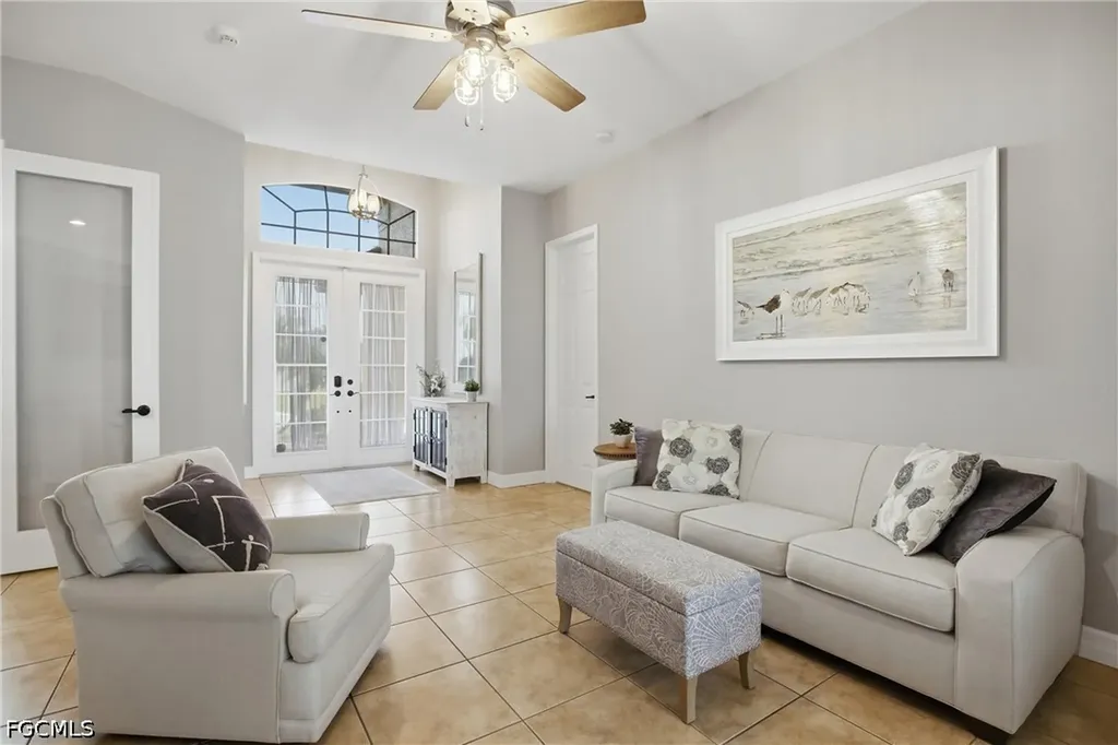 2400 SW 39th Terrace Cape Coral FL 33914