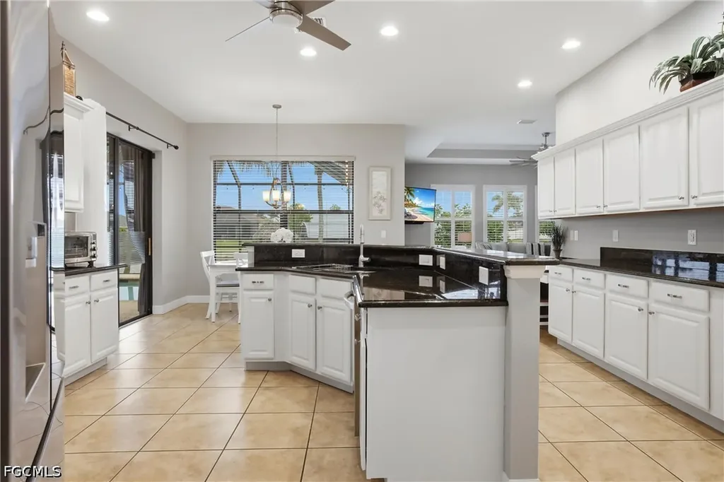 2400 SW 39th Terrace Cape Coral FL 33914