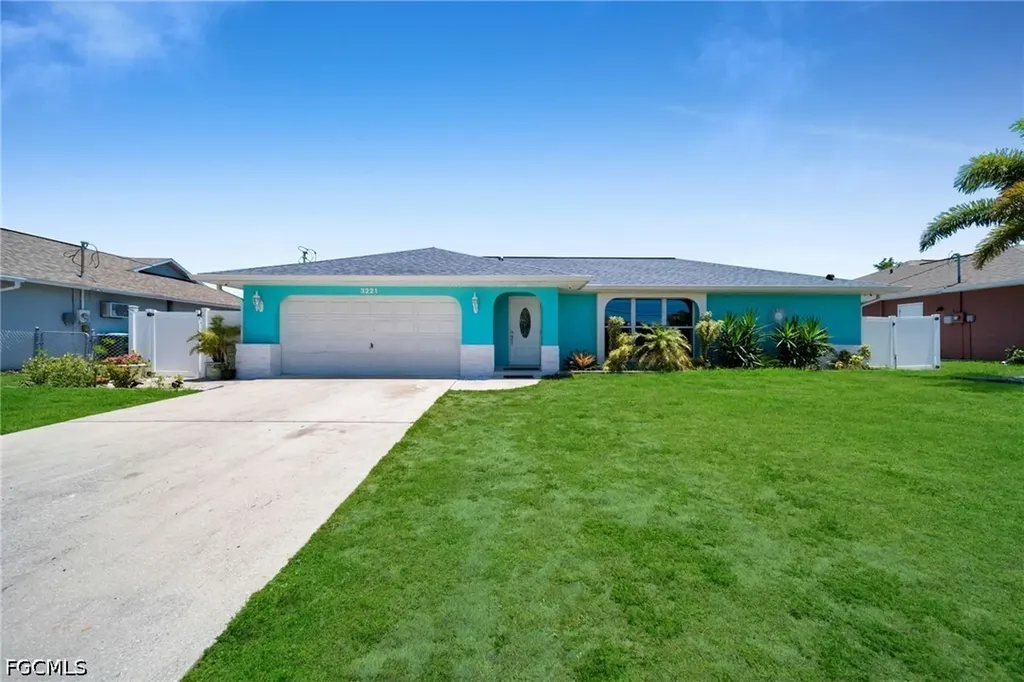 3221 SW 11th Place Cape Coral FL 33914