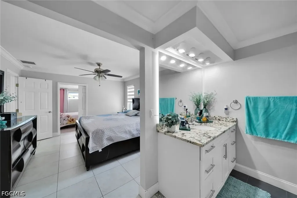 3221 SW 11th Place Cape Coral FL 33914
