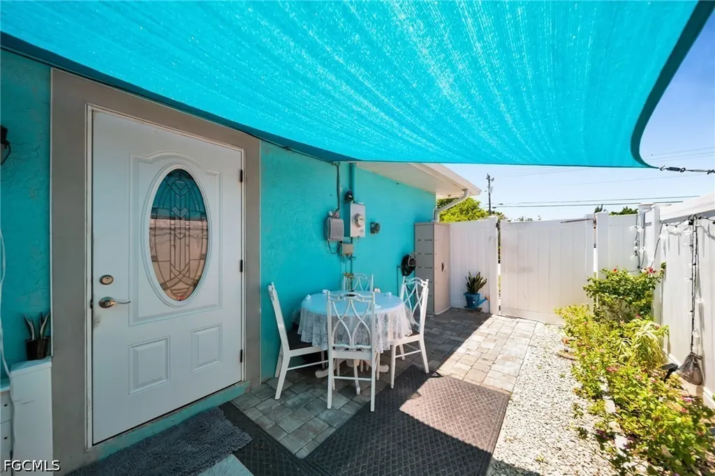 3221 SW 11th Place Cape Coral FL 33914
