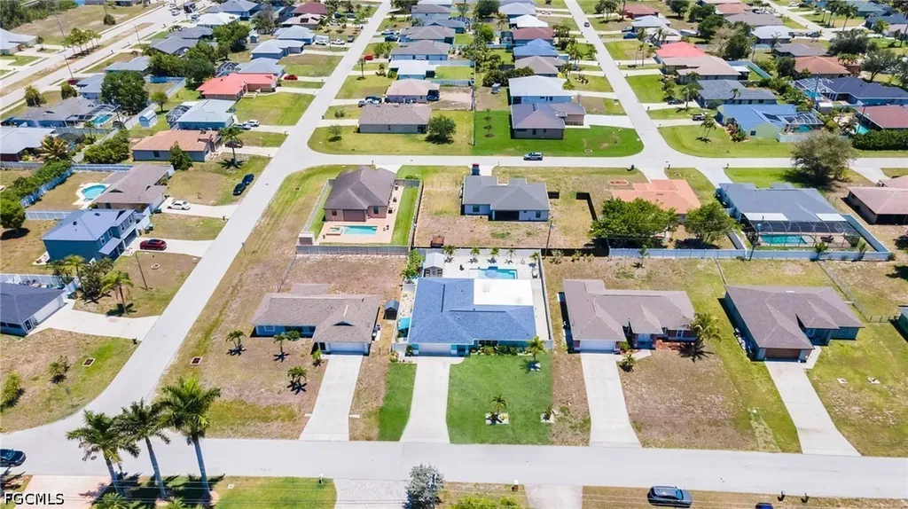 3221 SW 11th Place Cape Coral FL 33914