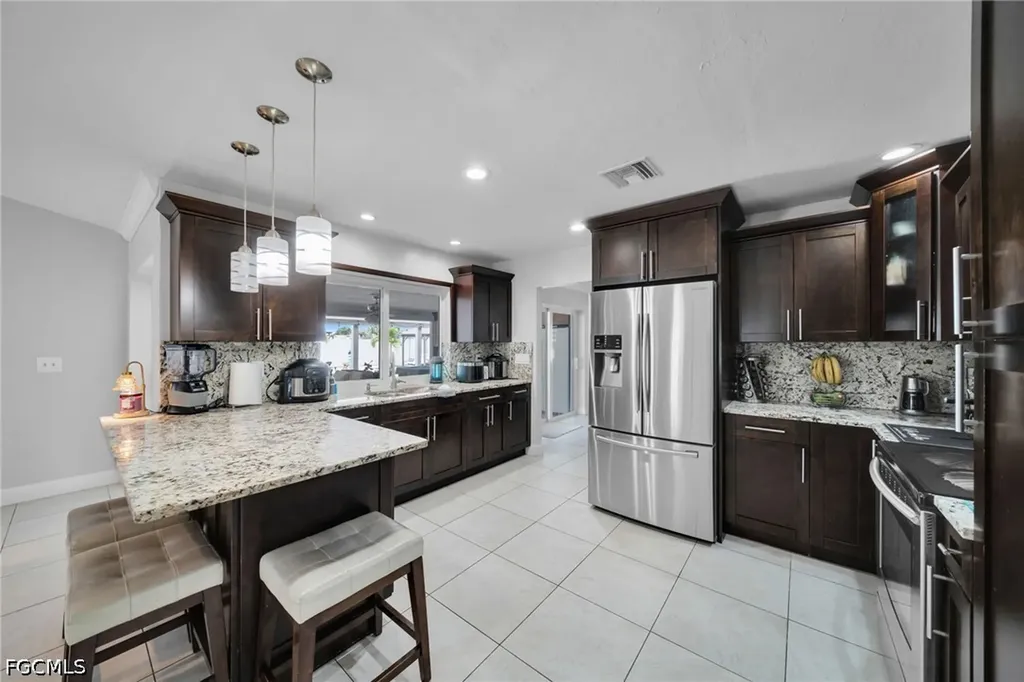 3221 SW 11th Place Cape Coral FL 33914