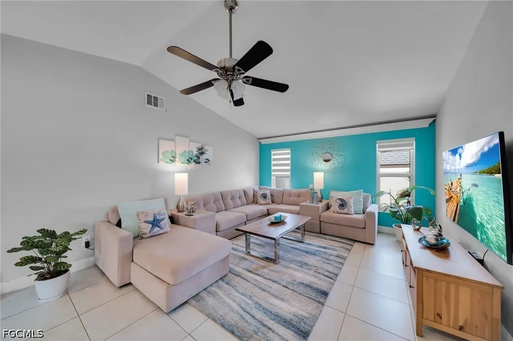 3221 SW 11th Place Cape Coral FL 33914