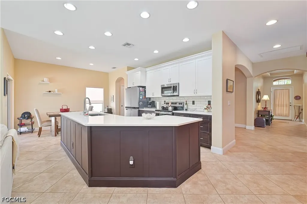 8701 Banyan Bay Boulevard Fort Myers FL 33908