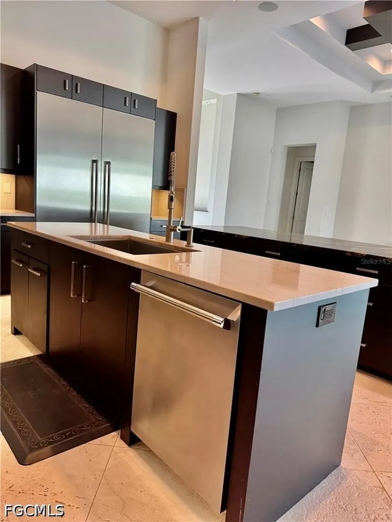 8533 S Lake Circle Fort Myers FL 33908