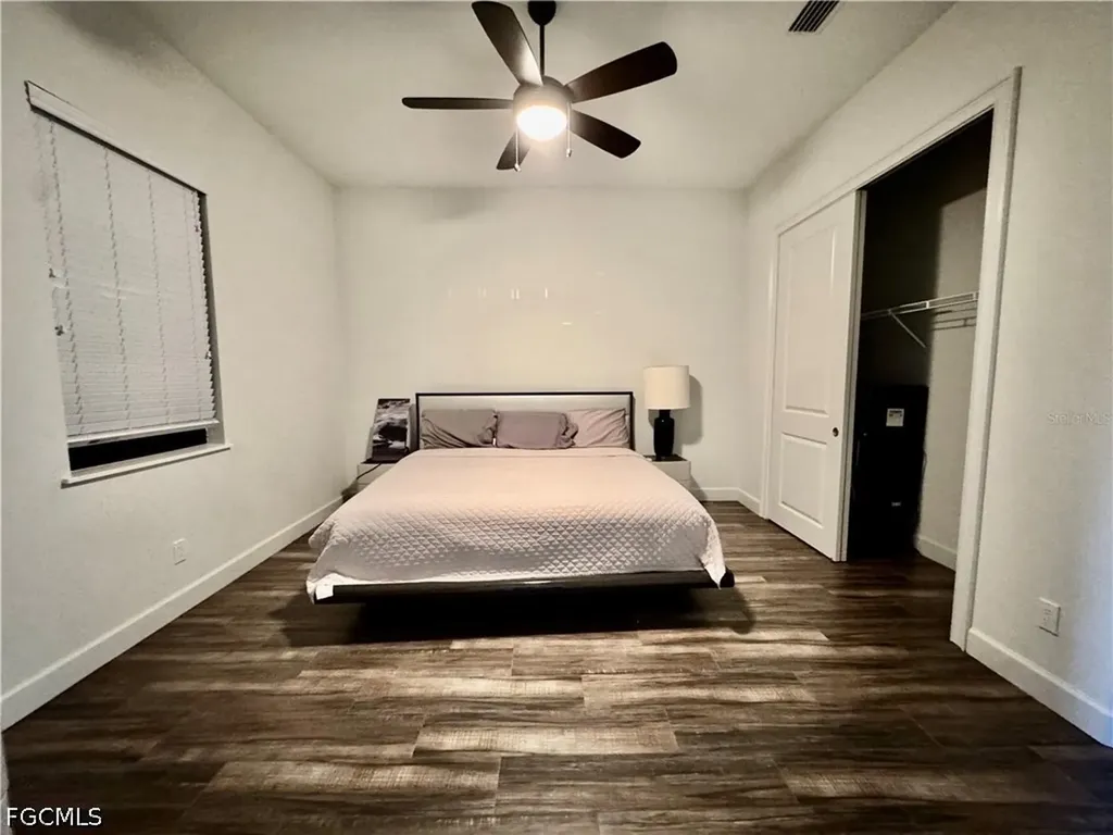 8533 S Lake Circle Fort Myers FL 33908