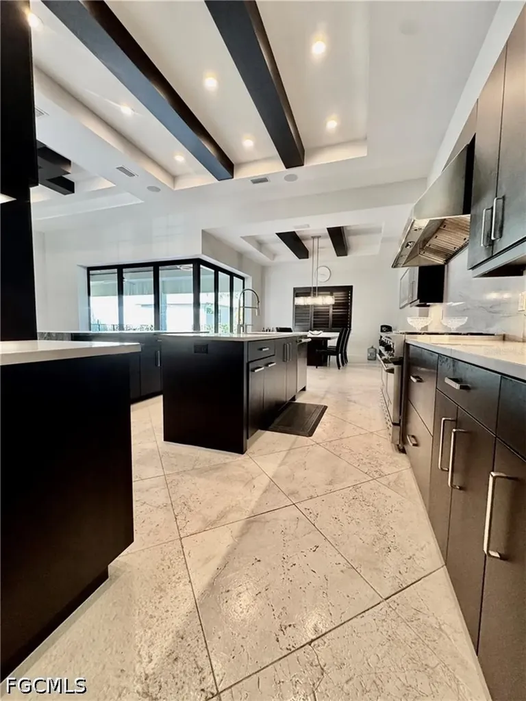 8533 S Lake Circle Fort Myers FL 33908