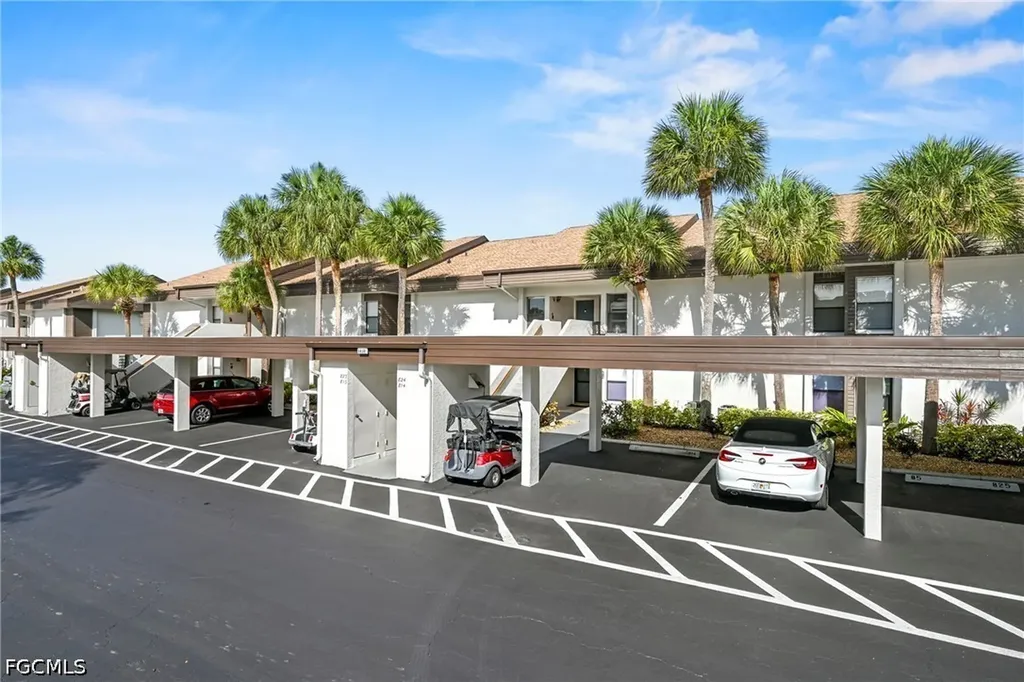 5830 Trailwinds Drive Fort Myers FL 33907