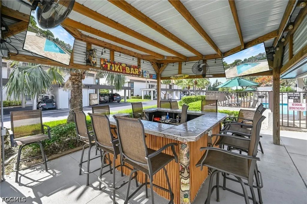 5830 Trailwinds Drive Fort Myers FL 33907