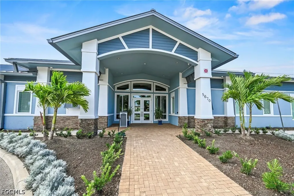 5830 Trailwinds Drive Fort Myers FL 33907