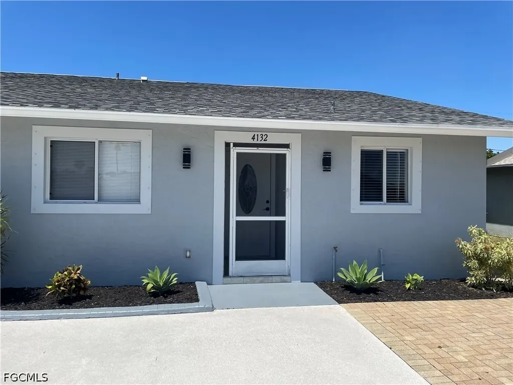 4132 SW 7th Place Cape Coral FL 33914