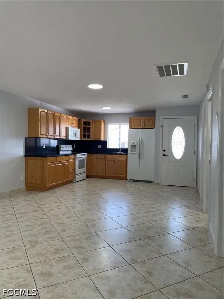 4132 SW 7th Place Cape Coral FL 33914
