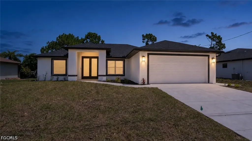 3205 12th Street SW Lehigh Acres FL 33976