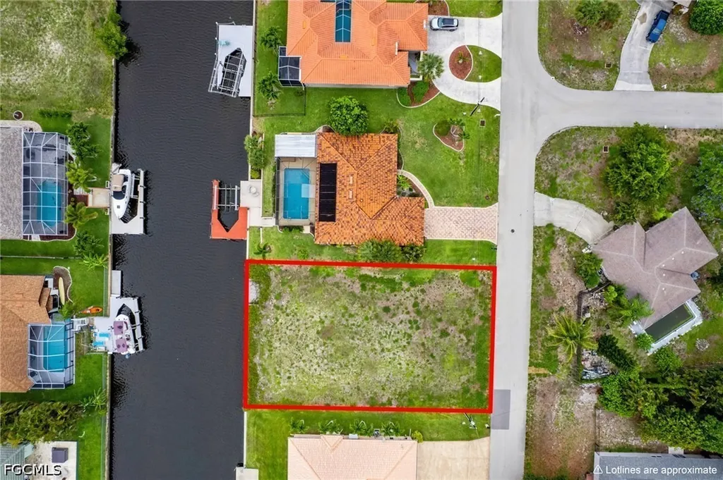 520 SW 43rd Terrace Cape Coral FL 33914