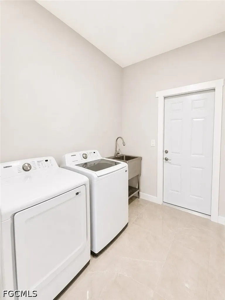 2116 NE 22nd Avenue Cape Coral FL 33909