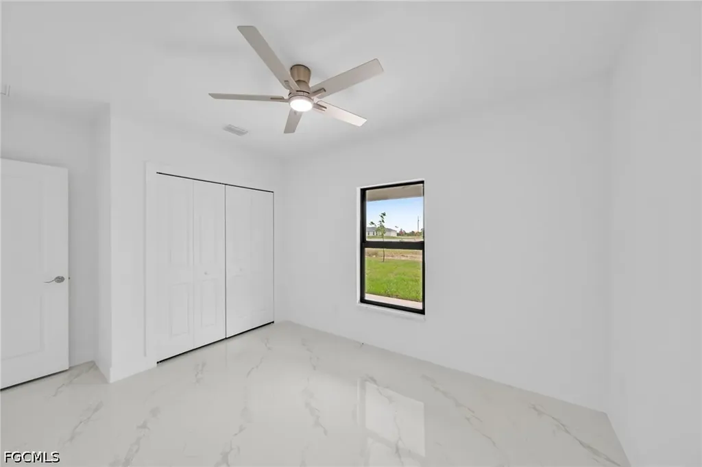 3721 NE 11th Place Cape Coral FL 33909