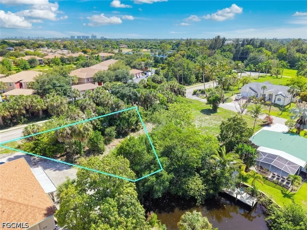 9101 Pennsylvania Avenue Bonita Springs FL 34135
