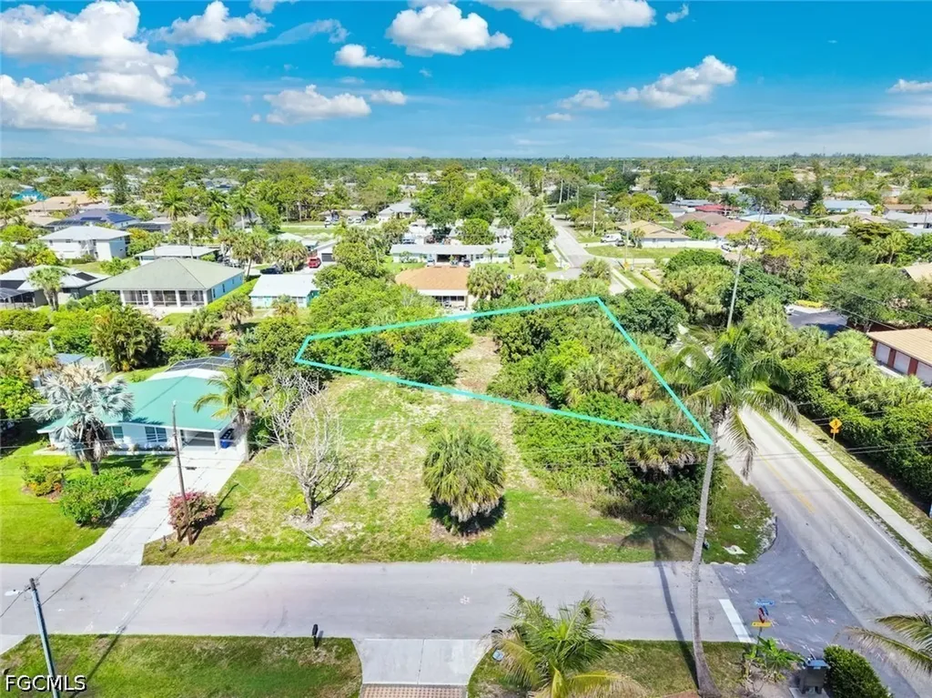 9101 Pennsylvania Avenue Bonita Springs FL 34135