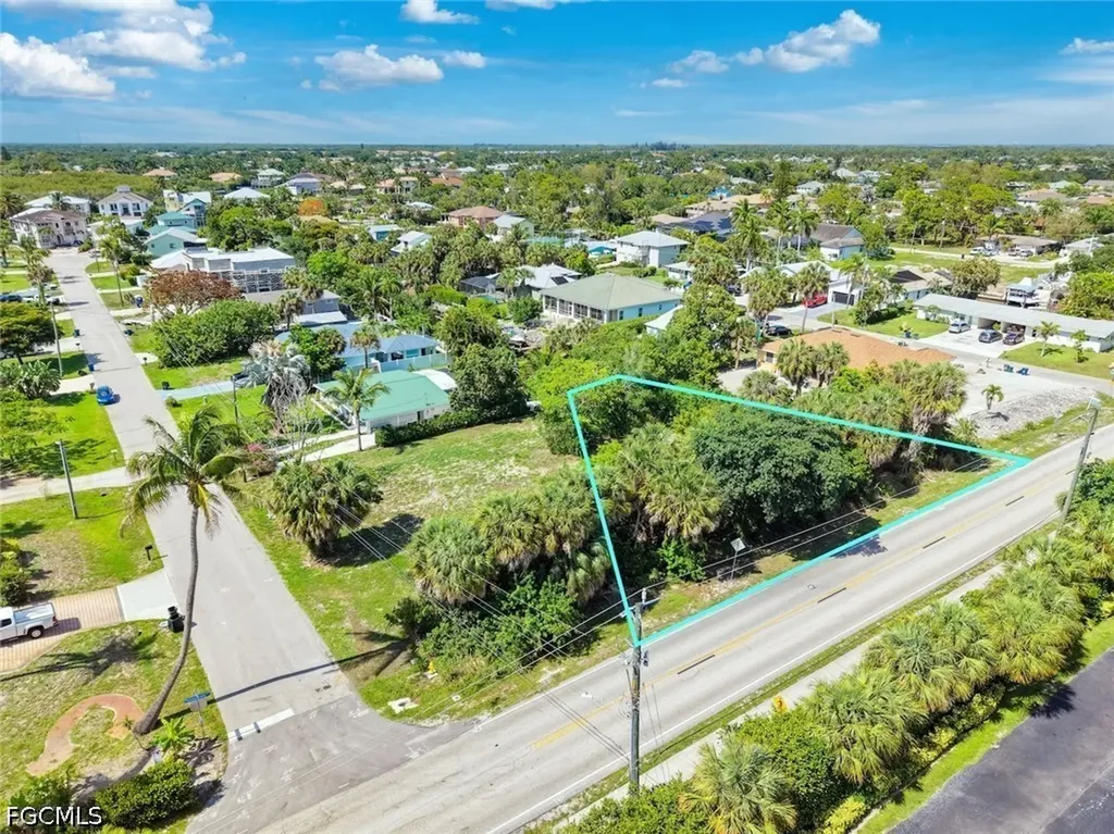 9101 Pennsylvania Avenue Bonita Springs FL 34135