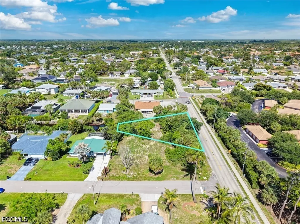 9101 Pennsylvania Avenue Bonita Springs FL 34135