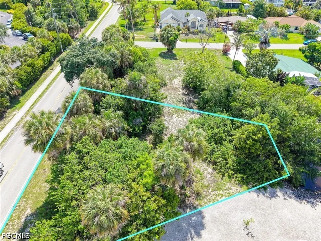 9101 Pennsylvania Avenue Bonita Springs FL 34135