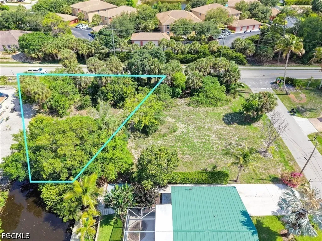 9101 Pennsylvania Avenue Bonita Springs FL 34135