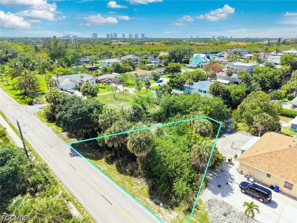9101 Pennsylvania Avenue Bonita Springs FL 34135