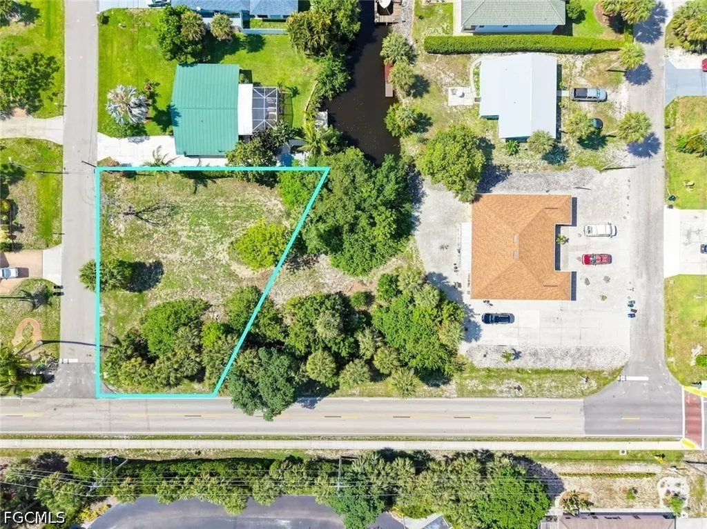 27312 Buccaneer Drive Bonita Springs FL 34135