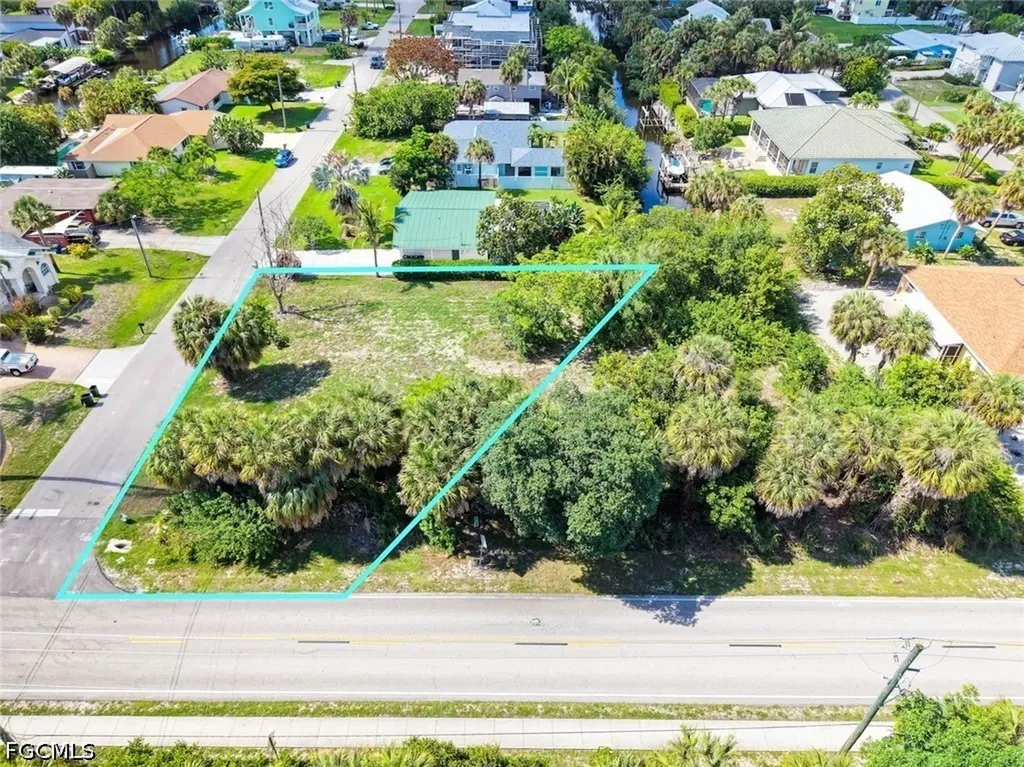 27312 Buccaneer Drive Bonita Springs FL 34135