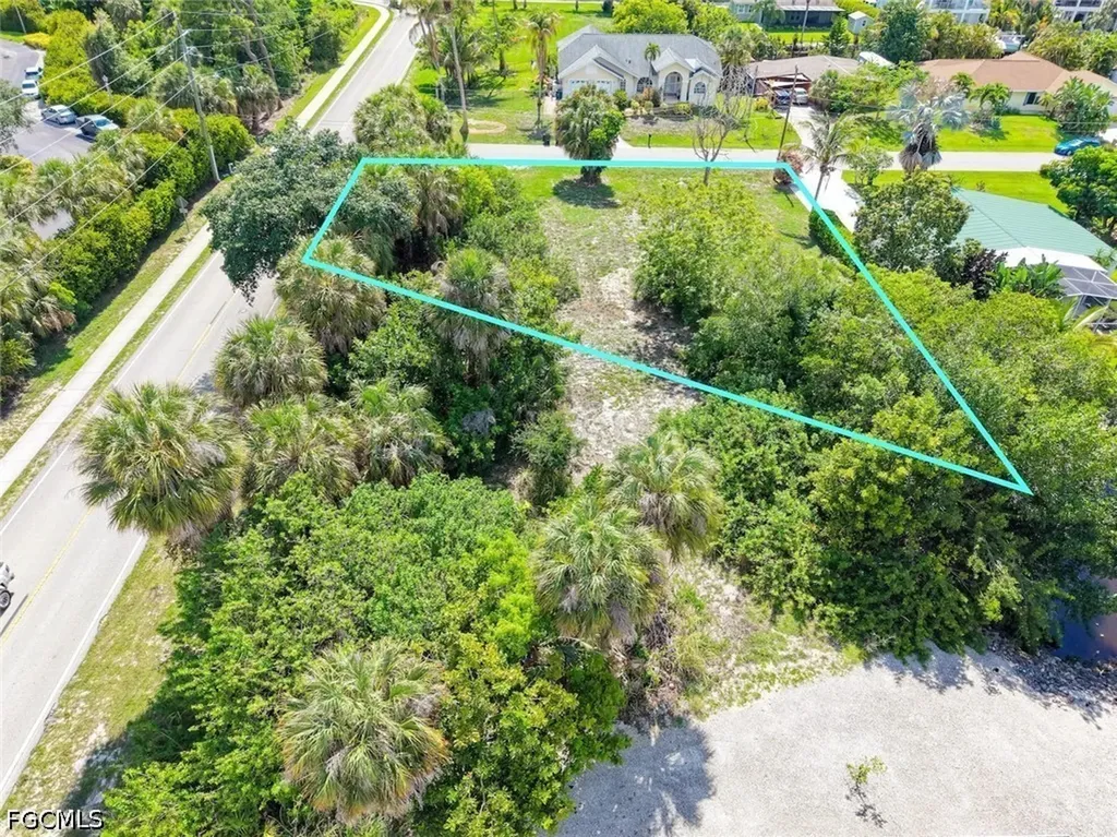 27312 Buccaneer Drive Bonita Springs FL 34135