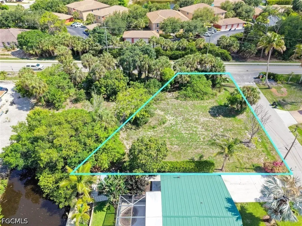 27312 Buccaneer Drive Bonita Springs FL 34135