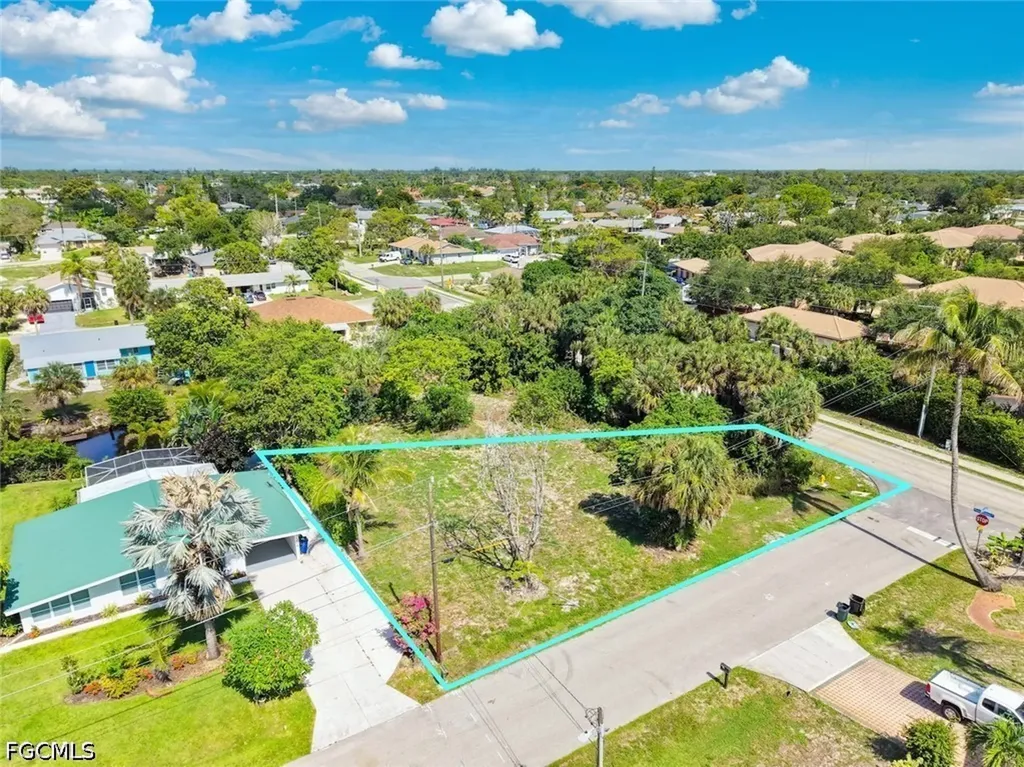27312 Buccaneer Drive Bonita Springs FL 34135