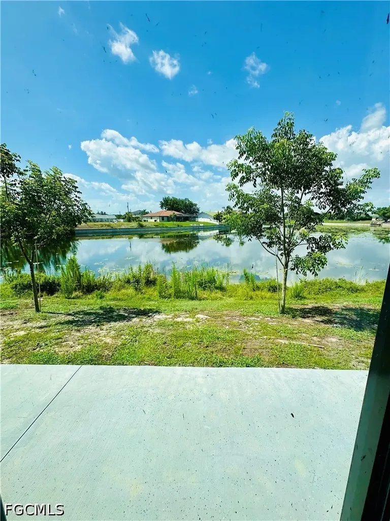 1113 Gleason Parkway Cape Coral FL 33914